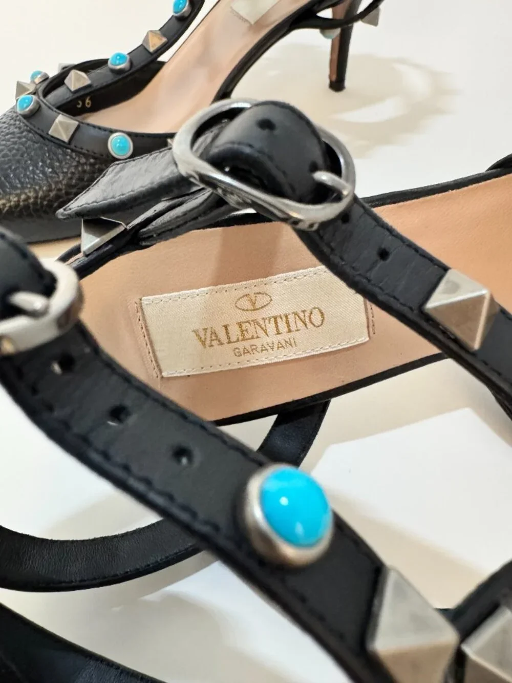 Valentino Garavani Rockstud Rolling Noir Turquoise Leather Pumps IT 36 US 6